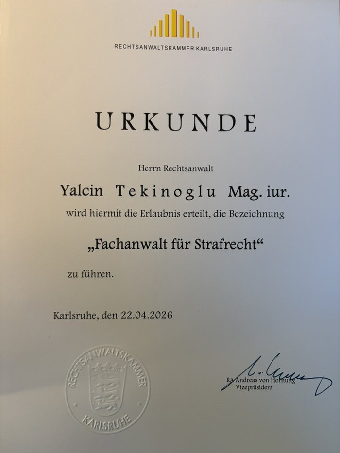 Karlsruhe Barosu belgesi: Ceza Hukuku Uzman Avukatı (Fachanwalt für Strafrecht)